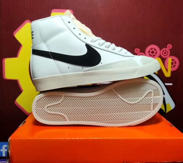 NIKE BLAZER MID 77 - Imagen 3